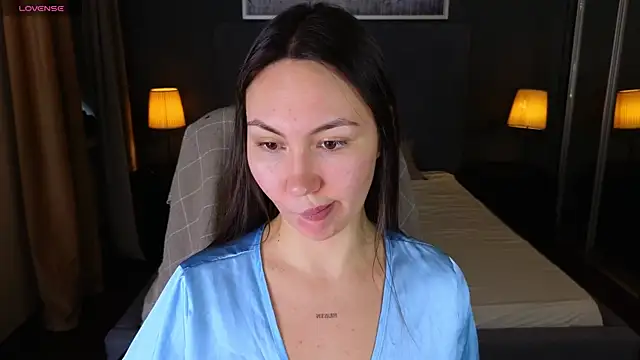 GIGI BENNET online show from 01-07-25, 09:18