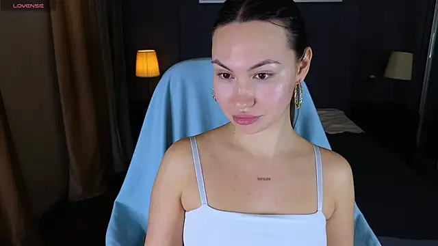 GIGI BENNET online show from 01-08-25, 09:21