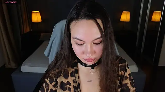 GIGI BENNET online show from 01-23-25, 06:45