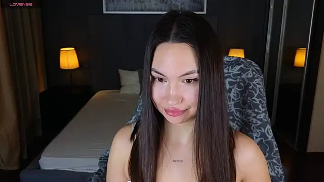 GIGI BENNET online show from 01-30-25, 09:15