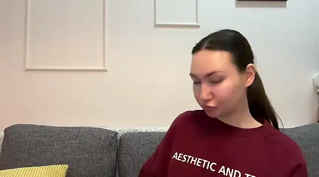 GIGI BENNET online show from 03-06-25, 05:35