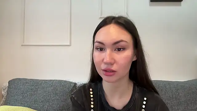 GIGI BENNET online show from 03-08-25, 08:11
