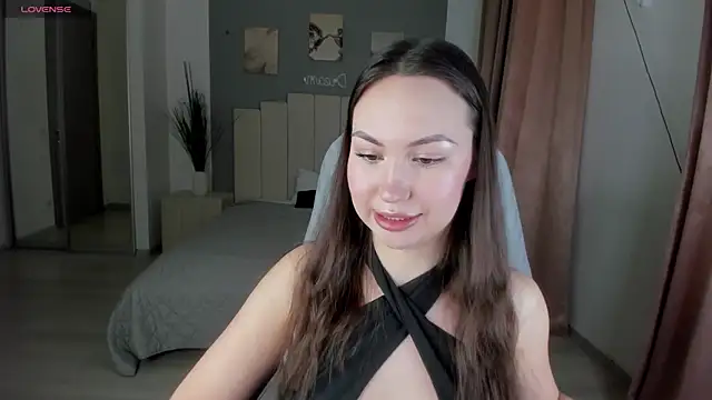 GIGI BENNET online show from 03-21-25, 02:29