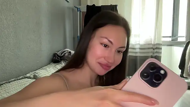 GIGI BENNET online show from 09-13-25, 05:18