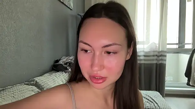 GIGI BENNET online show from 09-14-25, 05:06
