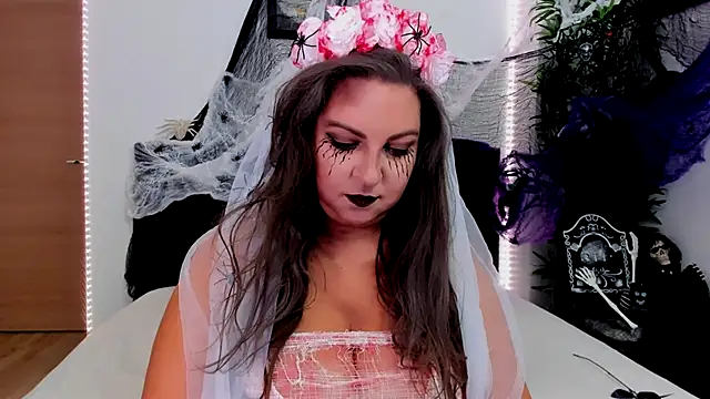 Snapshot of KlaraHope chatting on 10-30-25, 12:23 KlaraHope online show from 10-30-25, 12:23