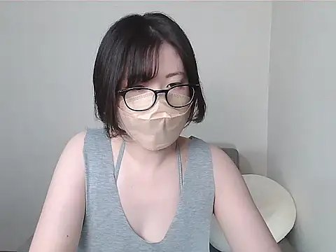 Snapshot of _NOA-chan_ chatting on 09-20-25, 03:13 NOA-chan online show from 09-20-25, 03:13