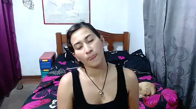 LadyMilk003 online show from 01-10-25, 03:48