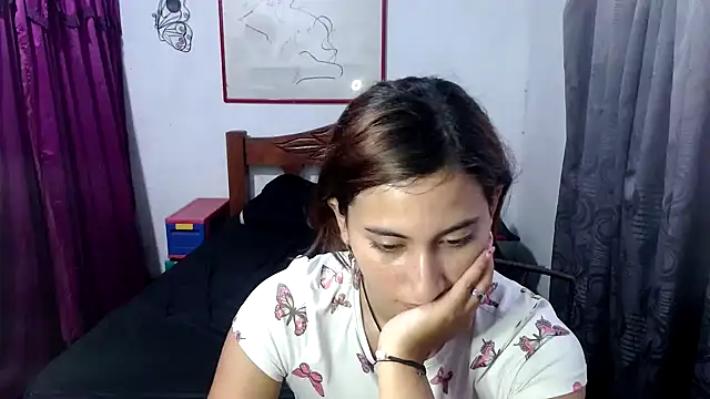 LadyMilk003 online show from 11-18-25, 02:32