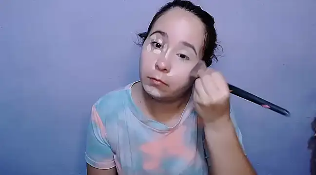 Snapshot of SubLayla01 chatting on 12-12-24, 05:48 SubLayla01 online show from 12-12-24, 05:48