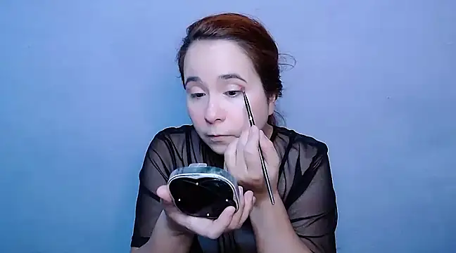 Snapshot of SubLayla01 chatting on 01-19-25, 06:53 SubLayla01 online show from 01-19-25, 06:53