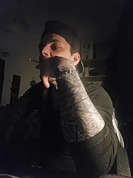 nftmodel online show from 01-13-26, 04:40