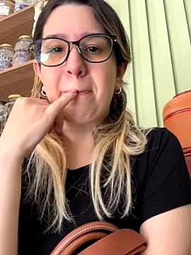 amooraaamoon online show from 10-16-25, 12:39