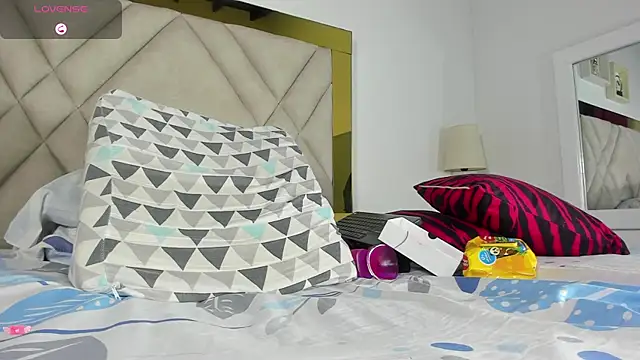 nicole grace0 online show from 02-19-25, 12:11