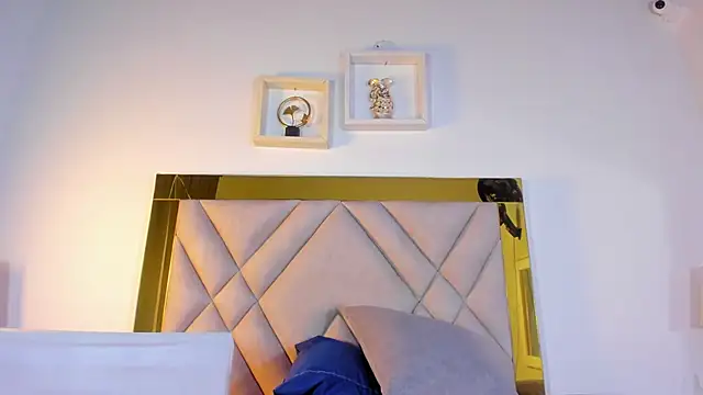 nicole grace0 online show from 09-17-25, 12:07