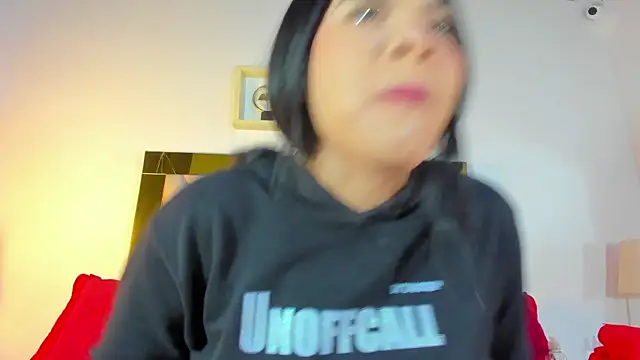 nicole grace0 online show from 10-06-25, 12:02