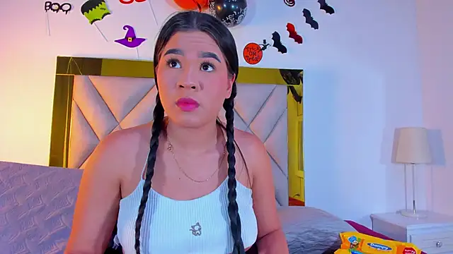 nicole grace0 online show from 10-29-25, 12:07