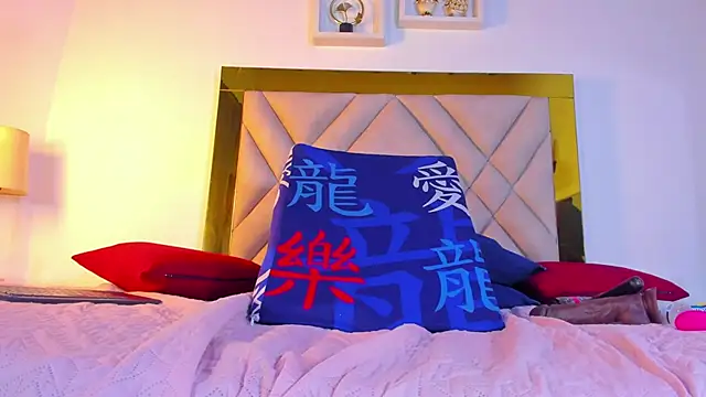 nicole grace0 online show from 11-13-25, 12:15