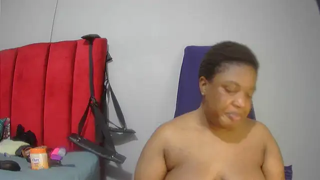 Snapshot of assqueenxx chatting on 02-03-26, 07:46 assqueenxx online show from 02-03-26, 07:46