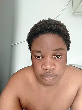 Snapshot of assqueenxx chatting on 03-02-26, 07:15 assqueenxx online show from 03-02-26, 07:15