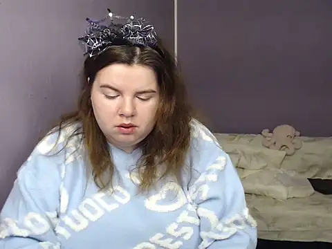 Snapshot of so_shy chatting on 10-27-25, 07:34 so shy online show from 10-27-25, 07:34