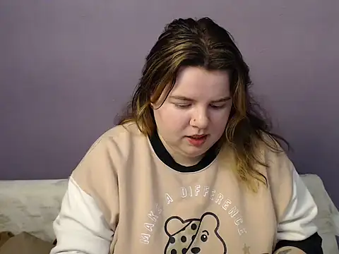 Snapshot of so_shy chatting on 11-07-25, 08:36 so shy online show from 11-07-25, 08:36