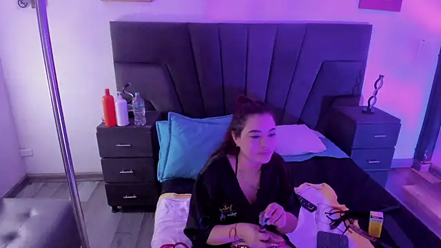 DarlingBDSM  online show from 12-28-24, 08:04