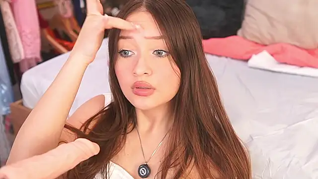 katlyn martins online show from 09-27-25, 06:35