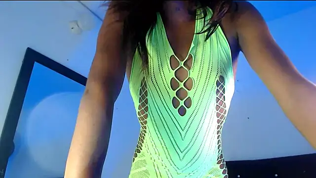 Snapshot of Orianadollx chatting on 01-17-25, 07:27 Orianadollx online show from 01-17-25, 07:27