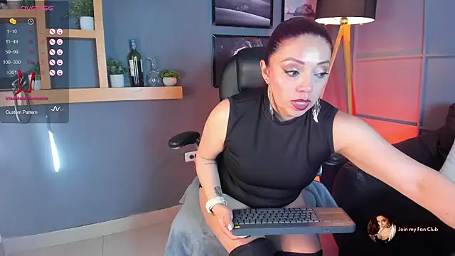 helenaduque  online show from 12-13-24, 12:50