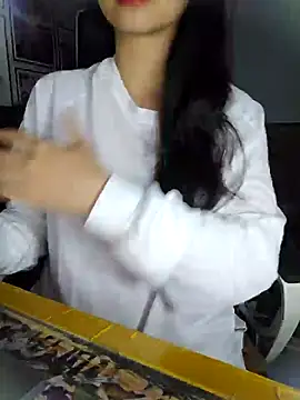 Suri amabel online show from 12-23-24, 12:52
