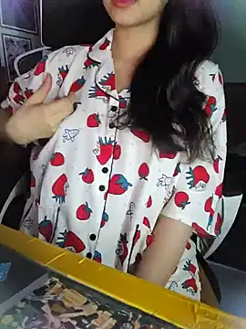 Suri amabel online show from 12-27-24, 12:34