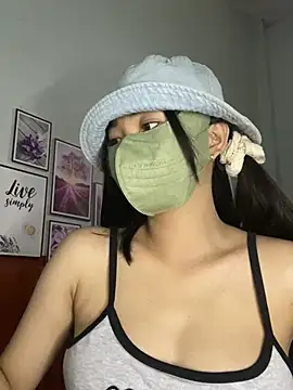 Suri amabel online show from 01-21-25, 04:54