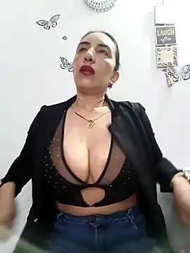 christine-x online show from 10-17-25, 11:02