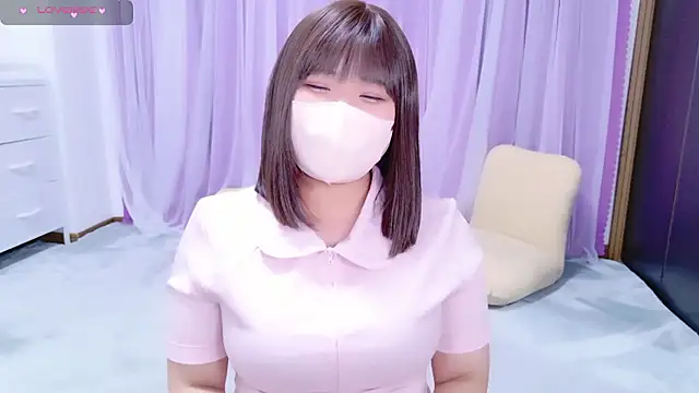 Snapshot of _mirai0917 chatting on 09-10-25, 11:54 mirai0917 online show from 09-10-25, 11:54