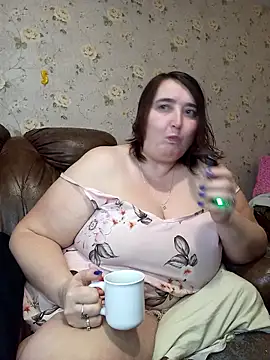 Snapshot of Liluboobs chatting on 02-26-26, 06:01 Liluboobs online show from 02-26-26, 06:01