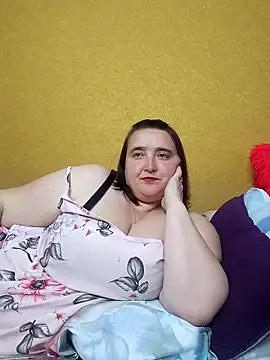 Snapshot of Liluboobs chatting on 04-12-26, 03:39 Liluboobs online show from 04-12-26, 03:39