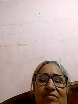  candi online show from 10-08-25, 01:58