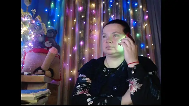 amorelara online show from 12-16-25, 03:17