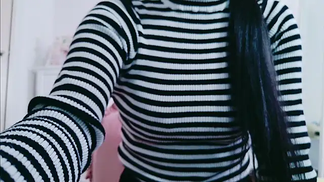 Mana chan online show from 02-19-25, 05:38