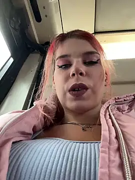 RiriRoseey online show from 12-21-24, 08:39
