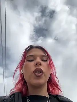 RiriRoseey online show from 10-28-25, 08:18