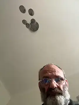 Shyboy817 online show from 11-04-25, 02:16