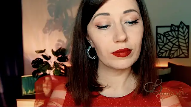 MissBeverlyMills online show from 12-15-24, 09:09