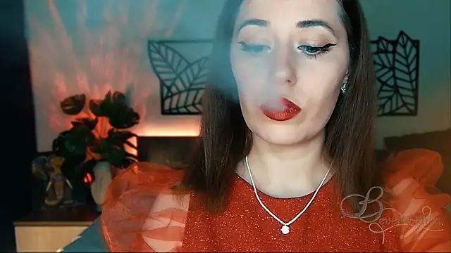 MissBeverlyMills online show from 01-18-25, 10:28