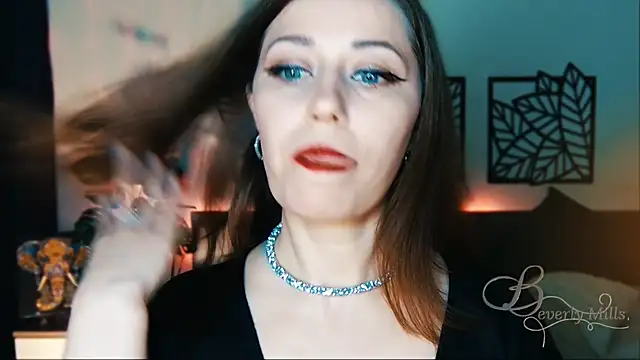 MissBeverlyMills online show from 02-13-25, 03:24