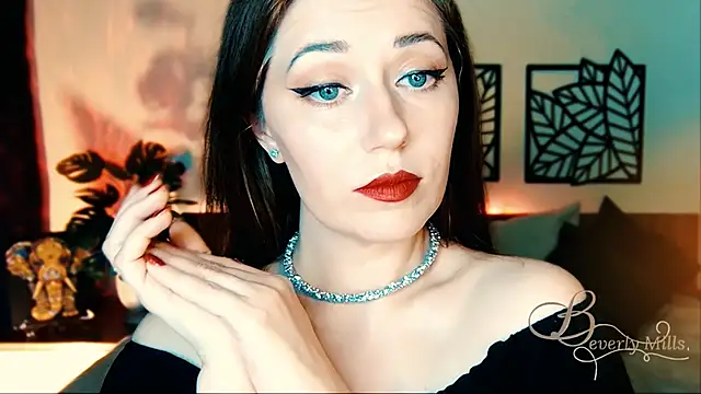 MissBeverlyMills online show from 03-22-25, 04:15