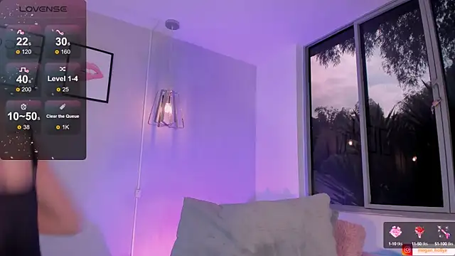 Megan-holly online show from 01-10-25, 07:32