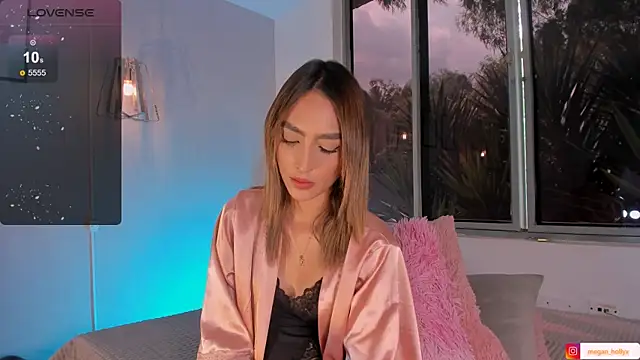 Megan-holly online show from 01-11-25, 07:49