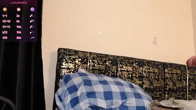 Snapshot of Missthigh chatting on 03-02-26, 06:48 Missthigh online show from 03-02-26, 06:48